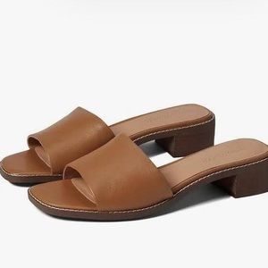 Madewell Leather Open-Toe Mules in Desert Camel